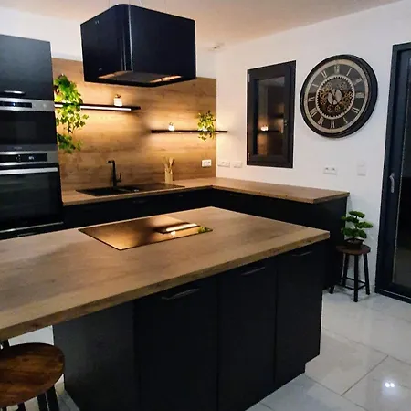 Prázdninový dům Ideal 24h Le Mans And Horse European Pole