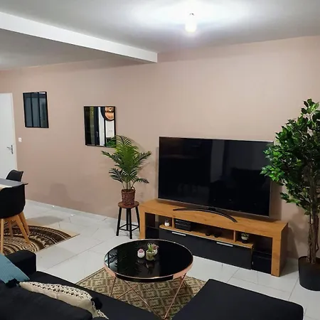 Ideal 24h Le Mans And Horse European Pole Prázdninový dům *